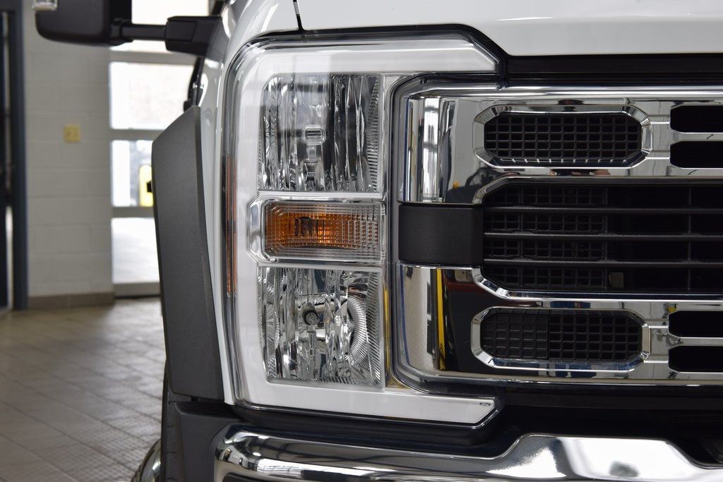 2024 Ford Super Duty F-550 DRW F550 CREW XLT 4X4 * POWERSTROKE * 11' FLATBED * 1 OWNER - 22988342 - 5