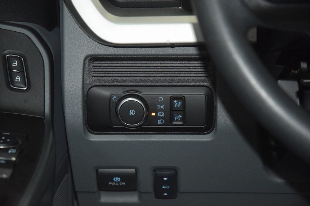 2024 Ford Super Duty F-550 DRW F550 CREW XLT 4X4 * POWERSTROKE * 11' UTILITY * 9K MILES - 22976020 - 24