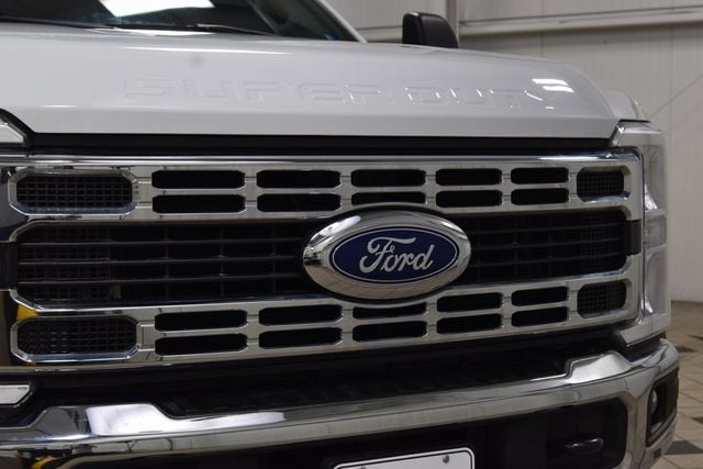 2024 Ford Super Duty F-550 DRW F550 CREW XLT 4X4 * POWERSTROKE * 11' UTILITY * 9K MILES - 22976020 - 4