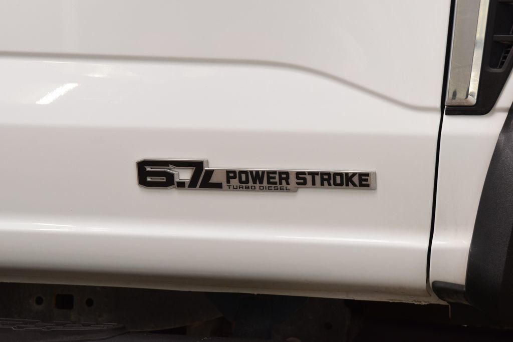 2024 Ford Super Duty F-550 DRW F550 CREW XLT 4X4 * POWERSTROKE * NEW CONCRETE BODY * 16K MILES - 23017704 - 9