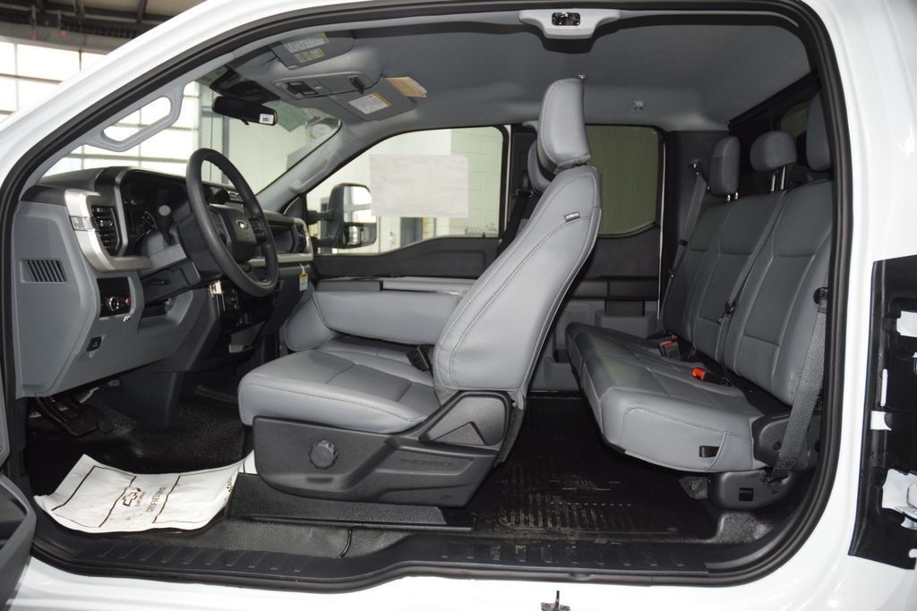 2024 Ford Super Duty F-550 DRW F550 SUPERCAB 4X4 * 7.3 V8 * 12' LANDSCAPE DUMP  - 23000221 - 28