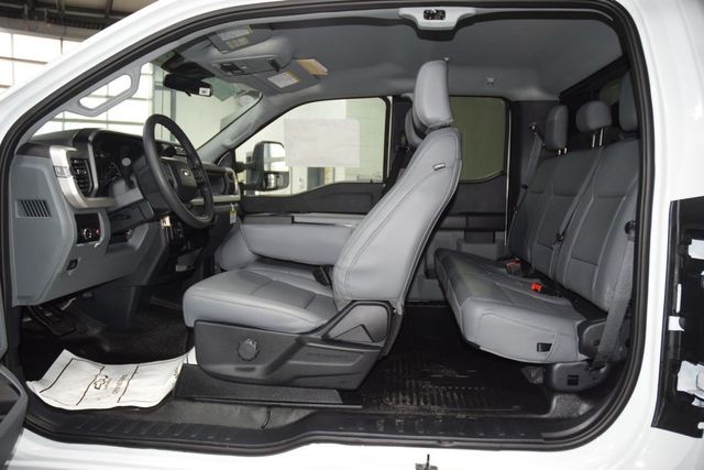 2024 Ford Super Duty F-550 DRW F550 SUPERCAB 4X4 * 7.3 V8 * 12' LANDSCAPE DUMP  - 23000221 - 28