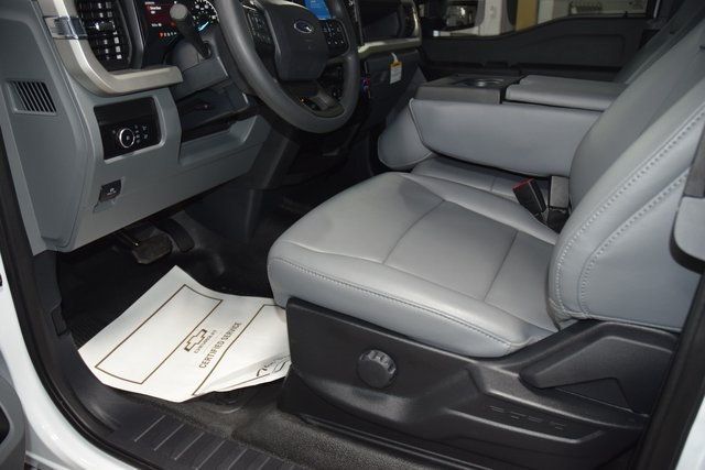 2024 Ford Super Duty F-550 DRW F550 SUPERCAB 4X4 * POWERSTROKE * NEW 11' CM UTILITY - 22947302 - 31