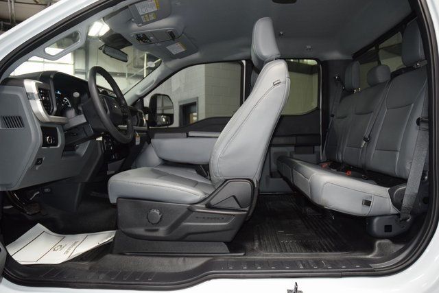 2024 Ford Super Duty F-550 DRW F550 SUPERCAB 4X4 * POWERSTROKE * NEW 11' CM UTILITY - 22947302 - 35