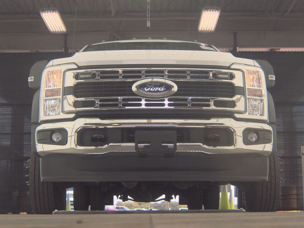 2024 Ford F-550 XL photo 2