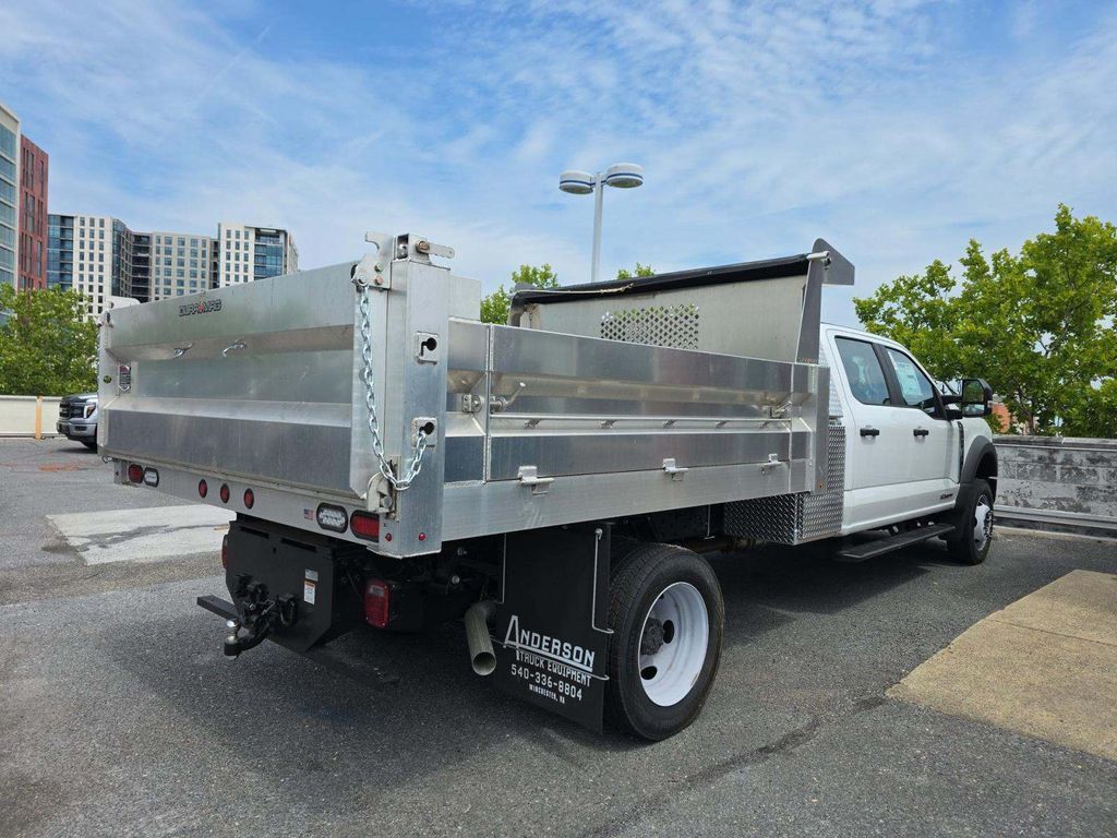 2024 Ford Super Duty F-550 DRW XL - 23040132 - 2