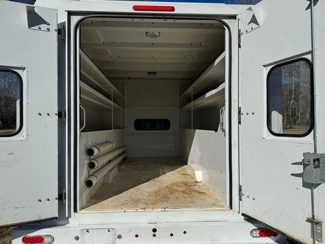 2024 Ford F-550 Super Duty Chassis Cab XL - Photo 6