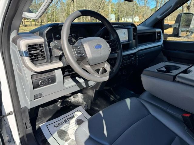 2024 Ford F-550 Super Duty Chassis Cab XL - Photo 8