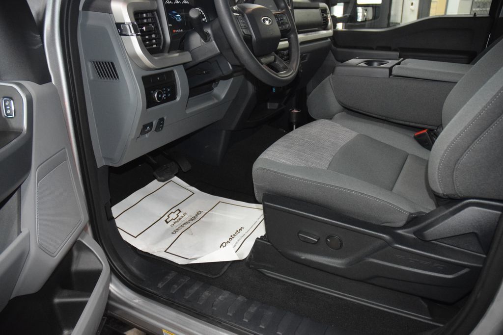 2024 Ford Super Duty F-600 DRW F600 REG CAB 4X4 XLT * POWERSTROKE * NEW 15' LANDSCAPE DUMP  - 23011998 - 19
