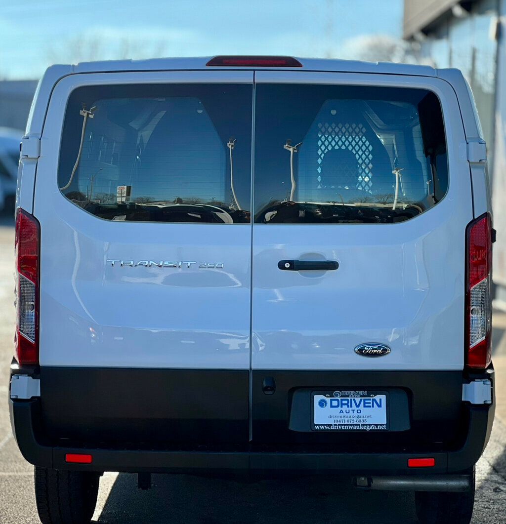 2024 Ford Transit Cargo Van T-250 - 22968851 - 26