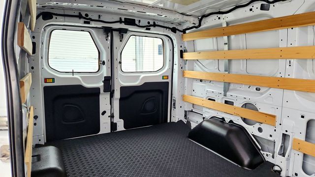 2024 Ford Transit Cargo Van T-250 130" Low Rf 9070 GVWR RWD - 22964024 - 22