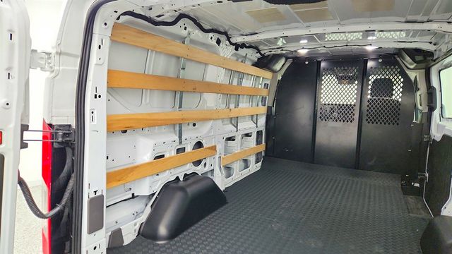 2024 Ford Transit Cargo Van T-250 130" Low Rf 9070 GVWR RWD - 23000918 - 18