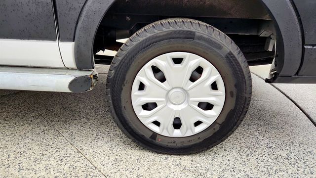2024 Ford Transit Cargo Van T-250 130" Low Rf 9070 GVWR RWD - 23000918 - 8