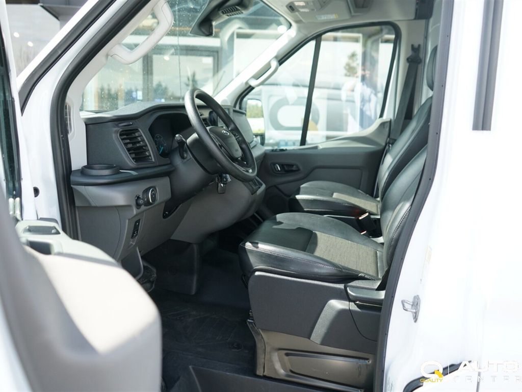 2024 Ford Transit Cargo Van T-250 148" Hi Rf 9070 GVWR RWD - 23016146 - 10