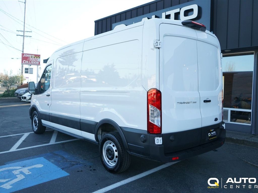 2024 Ford Transit Cargo Van T-250 148" Med Rf 9070 GVWR RWD - 23005598 - 9