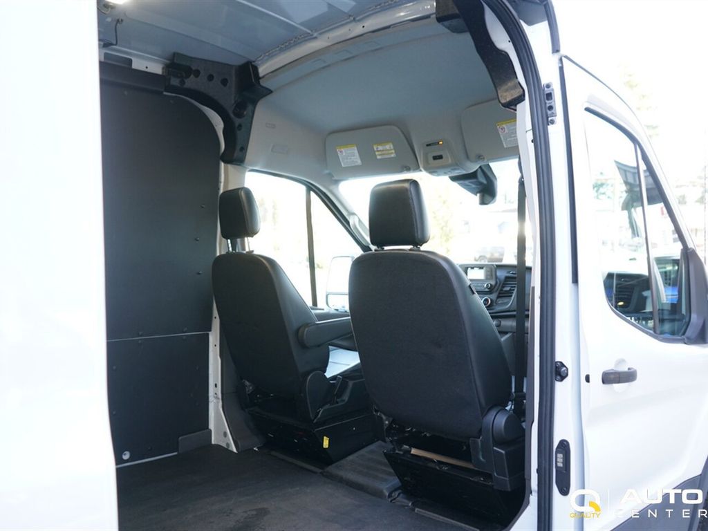 2024 Ford Transit Cargo Van T-250 148" Med Rf 9070 GVWR RWD - 23009007 - 5