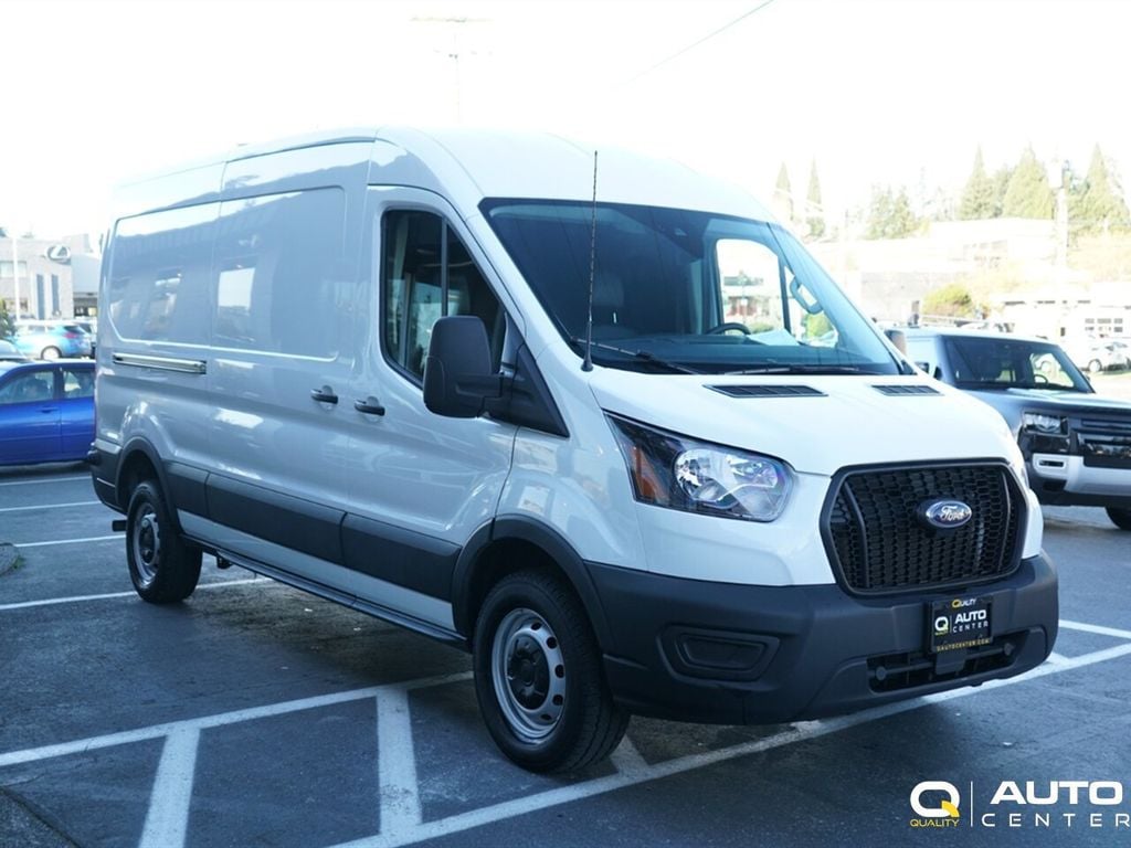 2024 Ford Transit Cargo Van T-250 148" Med Rf 9070 GVWR RWD - 23064542 - 2