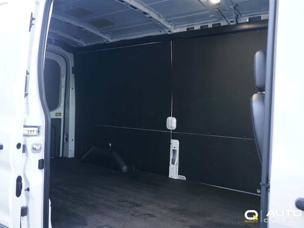 2024 Ford Transit Cargo Van T-250 148" Med Rf 9070 GVWR RWD - 23064542 - 3
