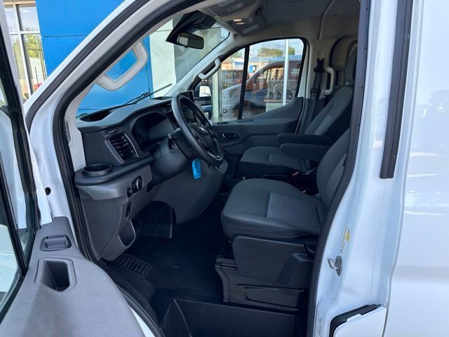 2024 Ford Transit Passenger Wagon T-350 148" Low Roof XLT RWD - 23052082 - 5