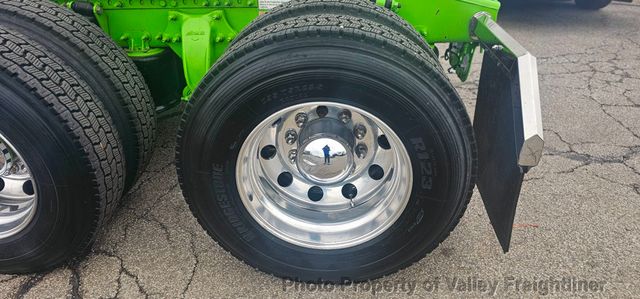 2024 Freightliner Cascadia 126  - 23004900 - 14