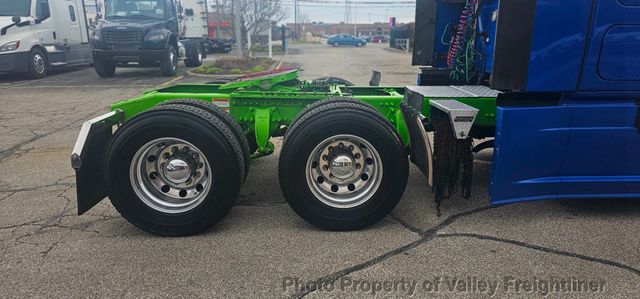 2024 Freightliner Cascadia 126  - 23004900 - 6