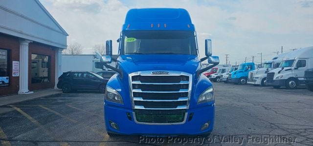 2024 Freightliner Cascadia 126  - 23004903 - 2