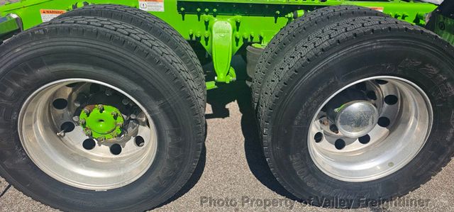 2024 Freightliner Cascadia 126  - 23004903 - 7