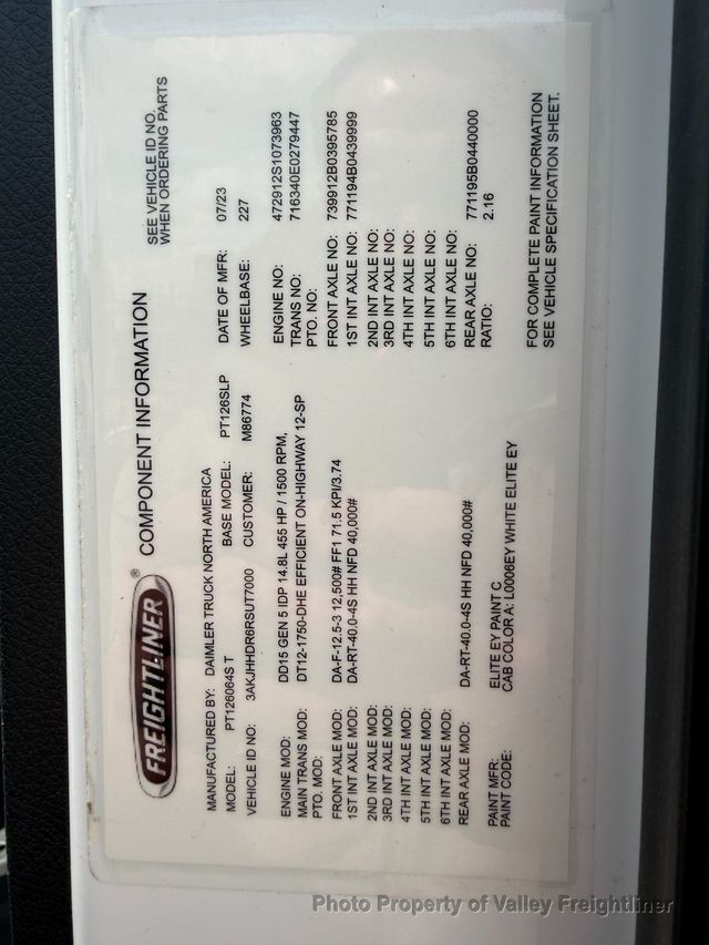 2024 Freightliner Cascadia 126  - 23073130 - 21
