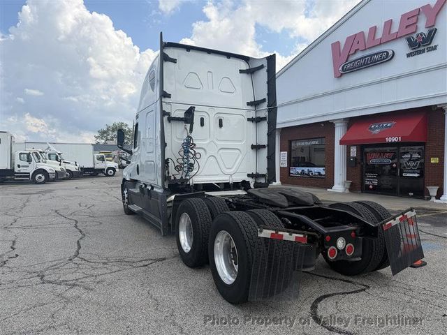 2024 Freightliner Cascadia 126  - 23075000 - 20