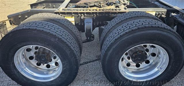 2024 Freightliner Cascadia 126  - 23092290 - 15