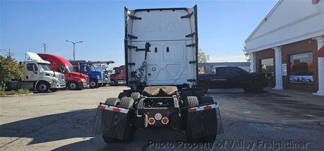 2024 Freightliner Cascadia 126  - 23092290 - 7