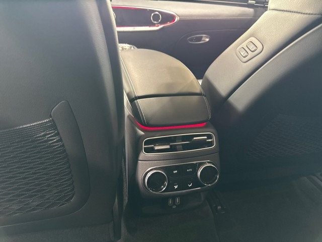 2024 Genesis Electrified GV70 Advanced AWD - 22944010 - 17