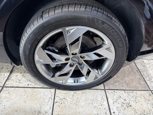 2024 Genesis Electrified GV70 Advanced AWD - 22944010 - 22