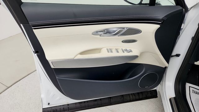 2024 Genesis Electrified GV70 Advanced AWD with Prestige Package - 22947567 - 24