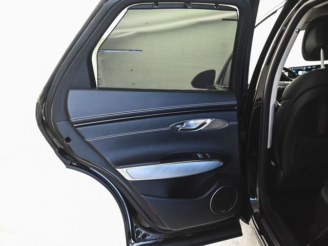 2024 Genesis Electrified GV70 Prestige - 22944455 - 10