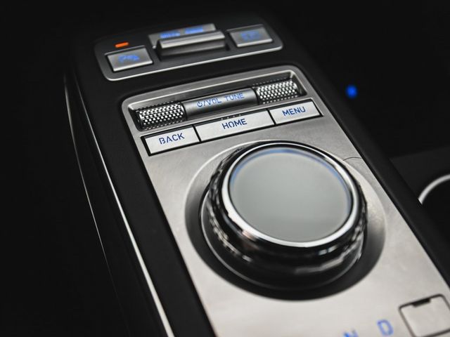 2024 Genesis Electrified GV70 Prestige - 22944455 - 34