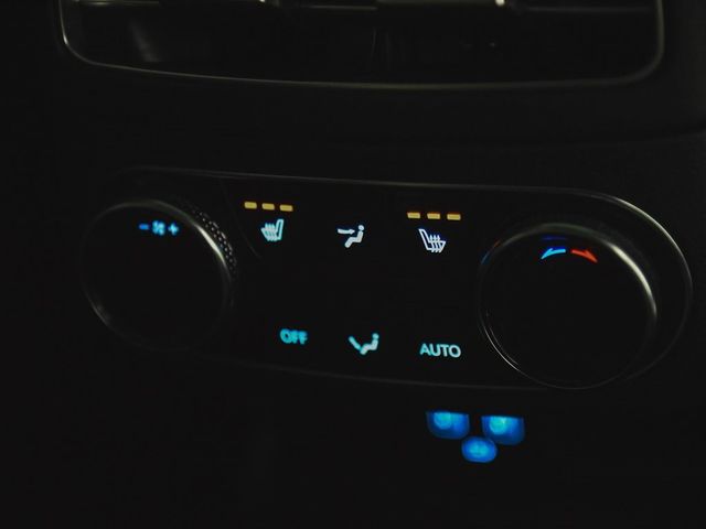 2024 Genesis Electrified GV70 Prestige - 22944455 - 40