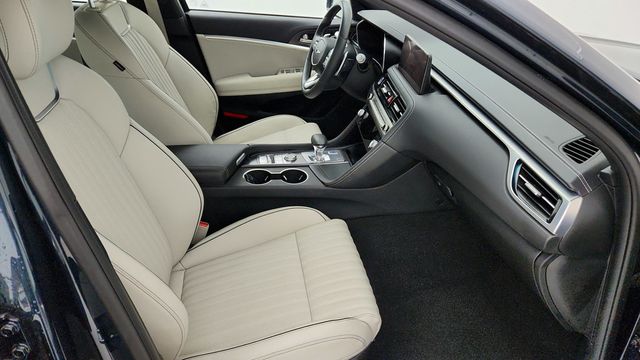 2024 Genesis G70 2.5T AWD - 22949834 - 24