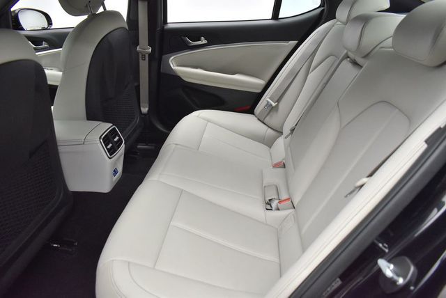 2024 Genesis G70 2.5T AWD - 22915803 - 34