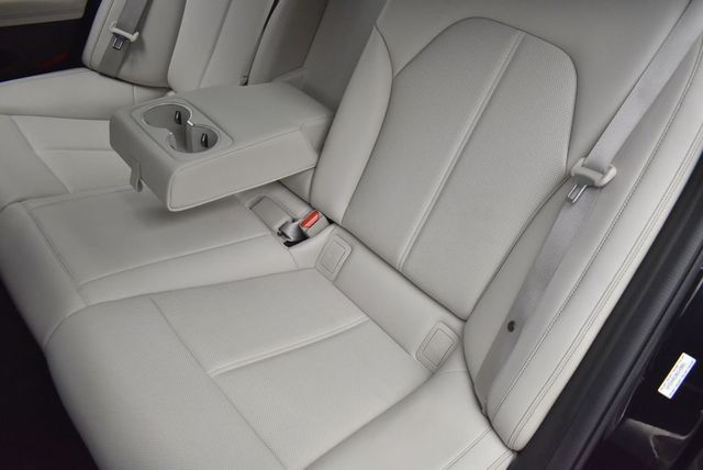 2024 Genesis G70 2.5T AWD - 22915803 - 35