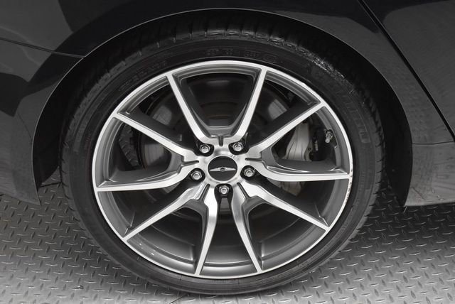 2024 Genesis G70 2.5T AWD - 22915803 - 36