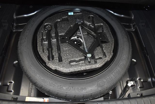 2024 Genesis G70 2.5T AWD - 22915803 - 38