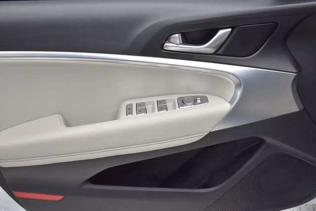 2024 Genesis G70 2.5T AWD - 22968035 - 10