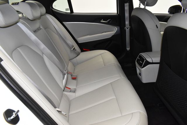 2024 Genesis G70 2.5T AWD - 22968035 - 31