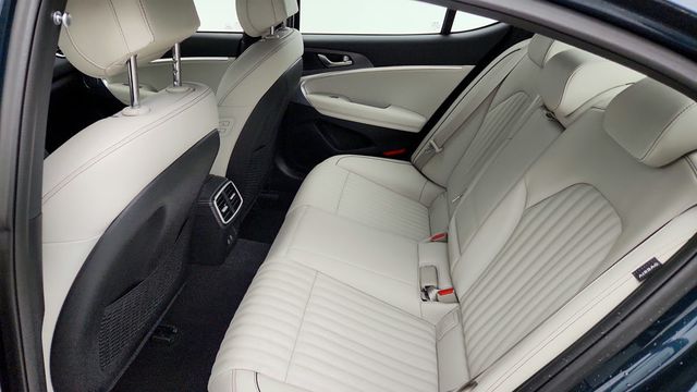 2024 Genesis G70 2.5T AWD with Sport Prestige Package - 22949834 - 21