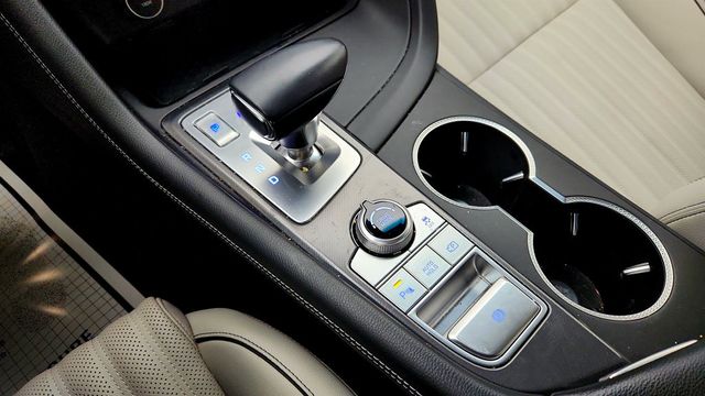 2024 Genesis G70 2.5T with Sport Prestige Package - 22962887 - 15