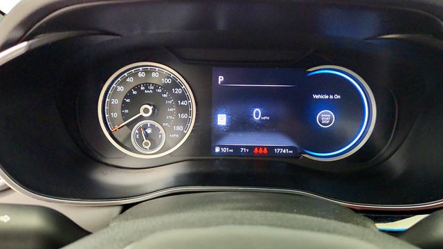 2024 Genesis G70 3.3T Sport Advanced AWD w/ Sport Prestige Pkg & Head-Up Display - 23099976 - 14