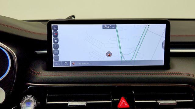 2024 Genesis G70 3.3T Sport Advanced AWD w/ Sport Prestige Pkg & Head-Up Display - 23099976 - 19
