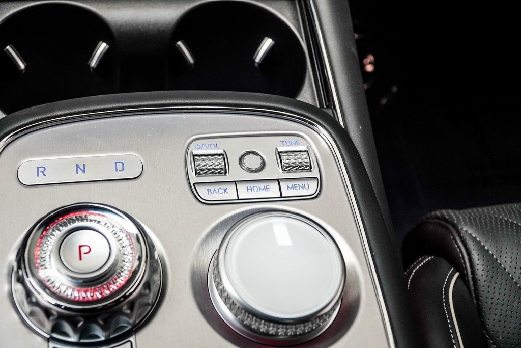 2024 Genesis G90 3.5T AWD photo 25