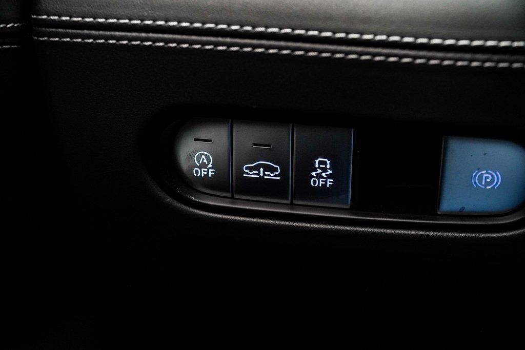 2024 Genesis G90 3.5T AWD photo 34